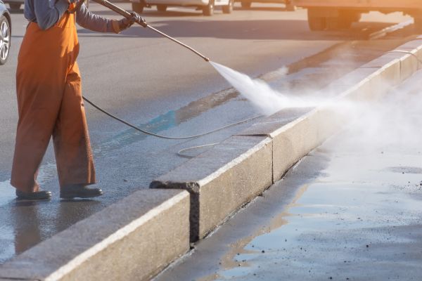 Commercial Concrete Cleaning in Lafayette