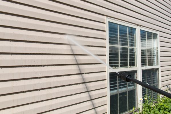 Pressure Washing in Lafayette