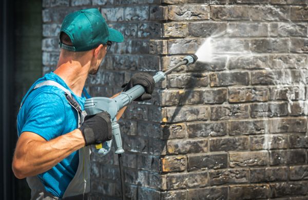 Brick Wall Cleaning in Lafayette