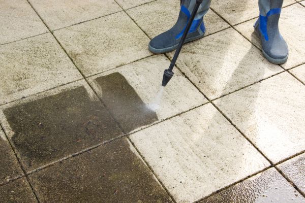 Outdoor Concrete Cleaning in Lafayette